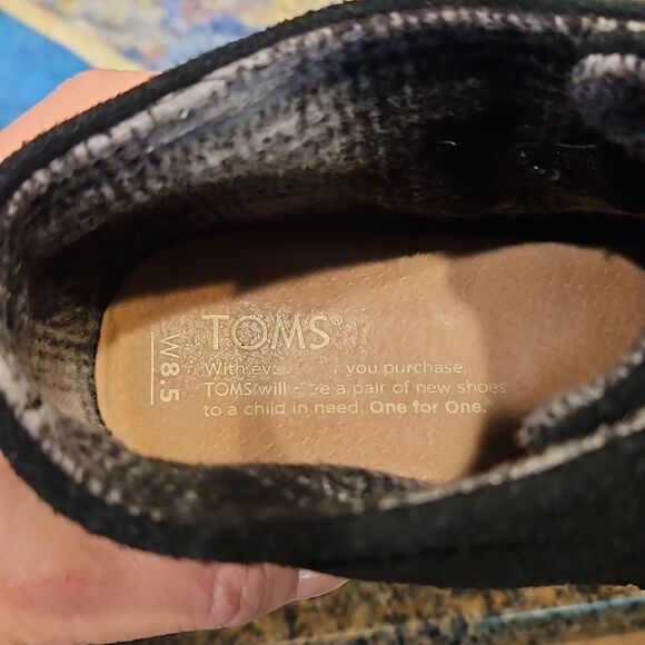 TOMS Desert Wedge Black Suede Lace-up Short Boots Booties Women size 8.5 - Picture 3 of 9